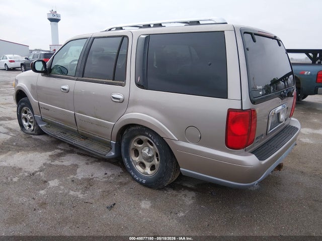 Продаж на аукціоні авто 2000 Lincoln Navigator, vin: 5LMFU28A0YLJ16745, номер лоту: 45077180