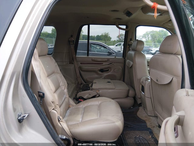 Продаж на аукціоні авто 2000 Lincoln Navigator, vin: 5LMFU28A0YLJ16745, номер лоту: 45077180