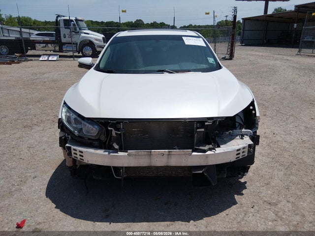 45077216 :رقم المزاد ، 19XFC2F70JE005290 vin ، 2018 Honda Civic Ex مزاد بيع
