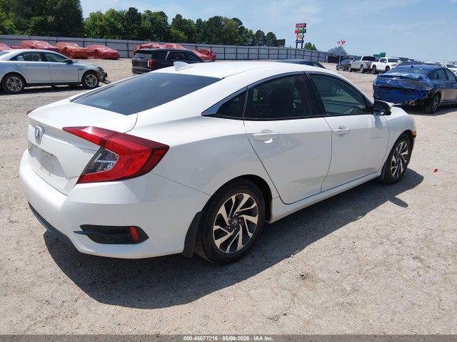 45077216 :رقم المزاد ، 19XFC2F70JE005290 vin ، 2018 Honda Civic Ex مزاد بيع
