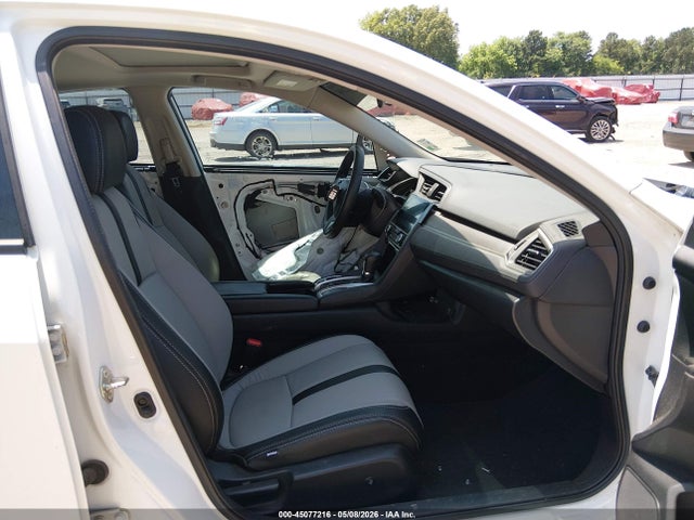 45077216 :رقم المزاد ، 19XFC2F70JE005290 vin ، 2018 Honda Civic Ex مزاد بيع