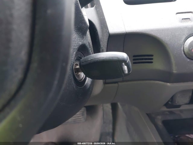 45077219 :رقم المزاد ، 1HGFA16538L015880 vin ، 2008 Honda Civic Lx مزاد بيع
