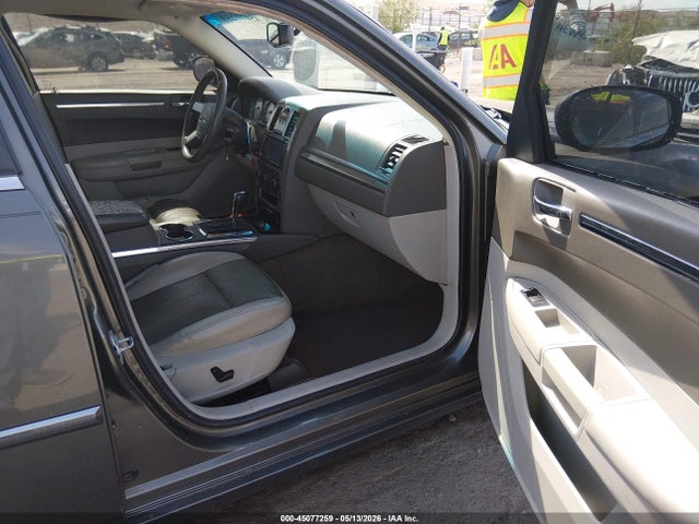 45077259 :رقم المزاد ، 2C3LA53G48H253060 vin ، 2008 Chrysler 300 Touring مزاد بيع