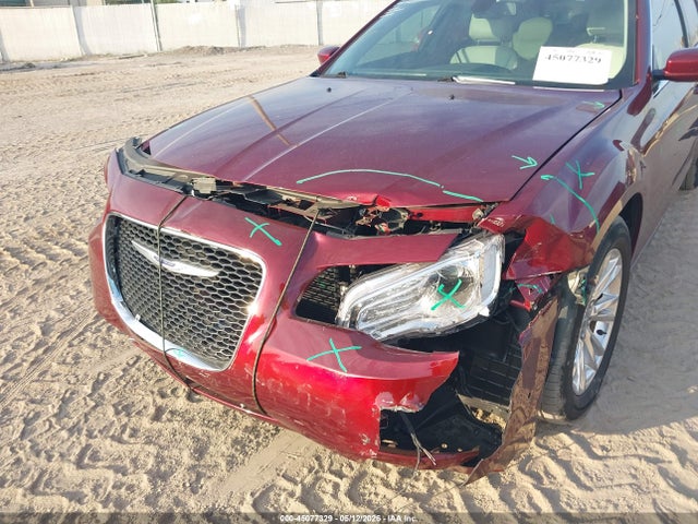 Продаж на аукціоні авто 2021 Chrysler 300 Touring L, vin: 2C3CCAAG0MH508979, номер лоту: 45077329