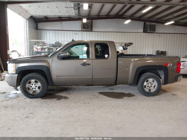 45077332 :رقم المزاد ، 1GCRKSE38BZ333352 vin ، 2011 Chevrolet Silverado 1500 Lt مزاد بيع
