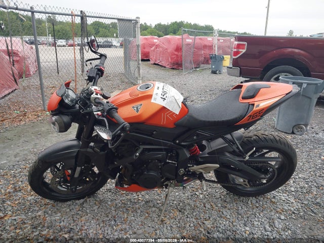 45077394 :رقم المزاد ، SMTA604S5STCH4584 vin ، 2025 Triumph Motorcycle Street Triple 765 R مزاد بيع