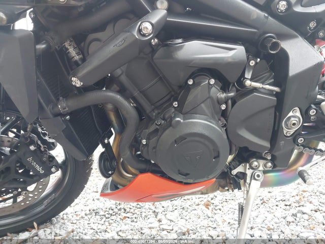 45077394 :رقم المزاد ، SMTA604S5STCH4584 vin ، 2025 Triumph Motorcycle Street Triple 765 R مزاد بيع