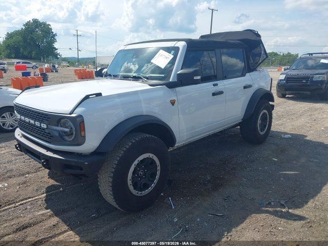 2021 Ford Bronco Badlands მანქანა იყიდება აუქციონზე, vin: 1FMEE5DP0MLA98944, აუქციონის ნომერი: 45077397