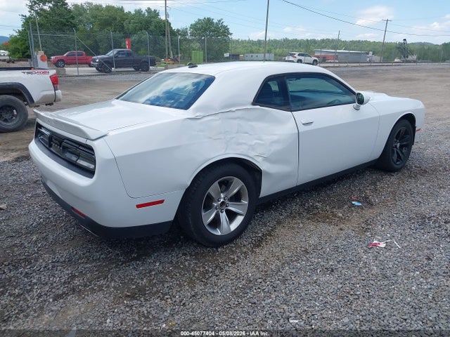 Продаж на аукціоні авто 2021 Dodge Challenger Sxt, vin: 2C3CDZAG2MH542627, номер лоту: 45077404