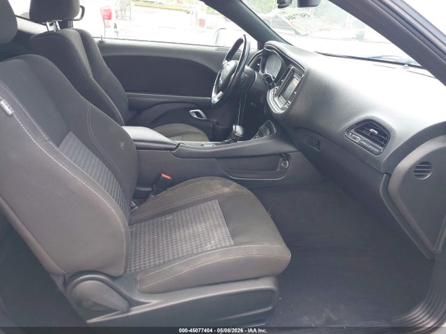 Продаж на аукціоні авто 2021 Dodge Challenger Sxt, vin: 2C3CDZAG2MH542627, номер лоту: 45077404