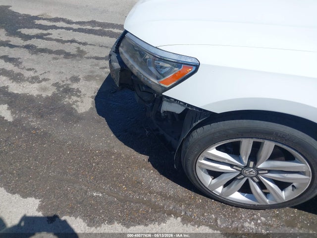 Продажа на аукционе авто 2017 Volkswagen Passat 1.8t Se, vin: 1VWGT7A36HC076837, номер лота: 45077436