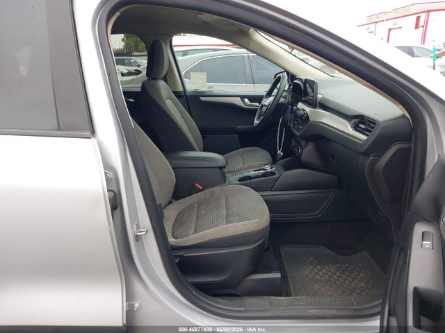 1FMCU0G69LUC72776 Ford ESCAPE SE