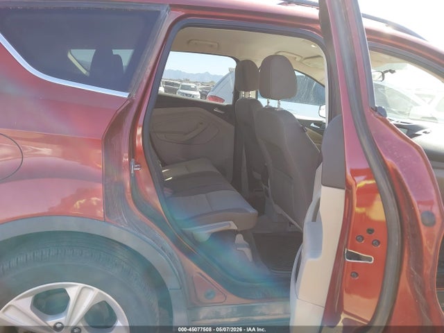 45077508 :رقم المزاد ، 1FMCU0GX2EUC37671 vin ، 2014 Ford Escape Se مزاد بيع