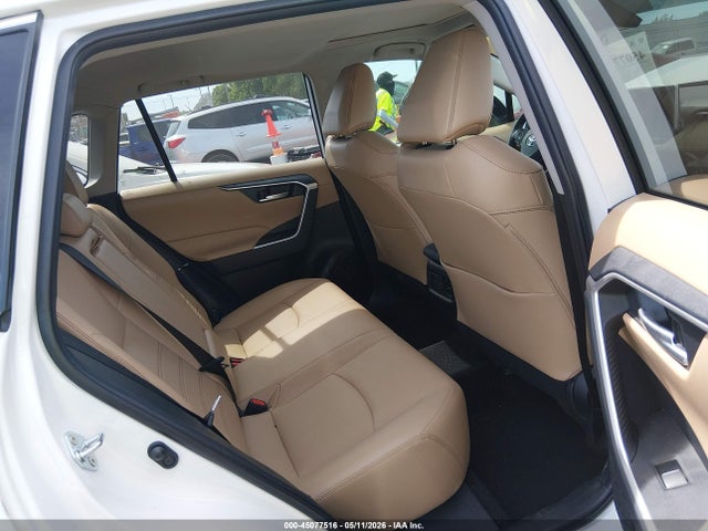2025 Toyota Rav4 Xle Premium მანქანა იყიდება აუქციონზე, vin: 2T3A1RFV2SW499892, აუქციონის ნომერი: 45077516