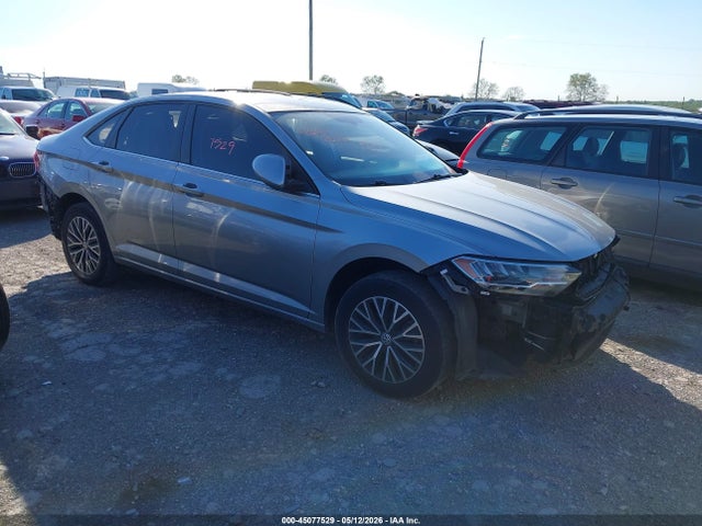 2020 Volkswagen Jetta 1.4t R-line/1.4t S/1.4t Se მანქანა იყიდება აუქციონზე, vin: 3VWCB7BU5LM023529, აუქციონის ნომერი: 45077529