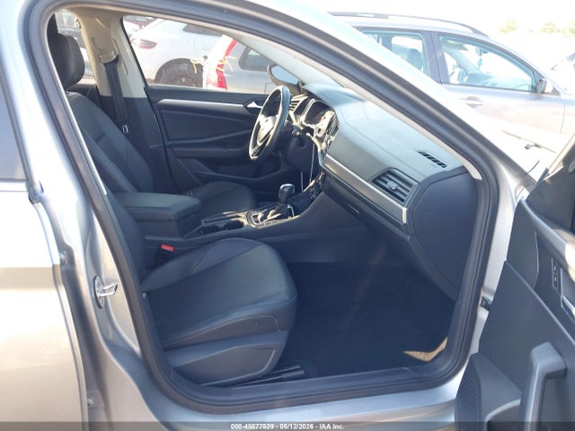 2020 Volkswagen Jetta 1.4t R-line/1.4t S/1.4t Se მანქანა იყიდება აუქციონზე, vin: 3VWCB7BU5LM023529, აუქციონის ნომერი: 45077529