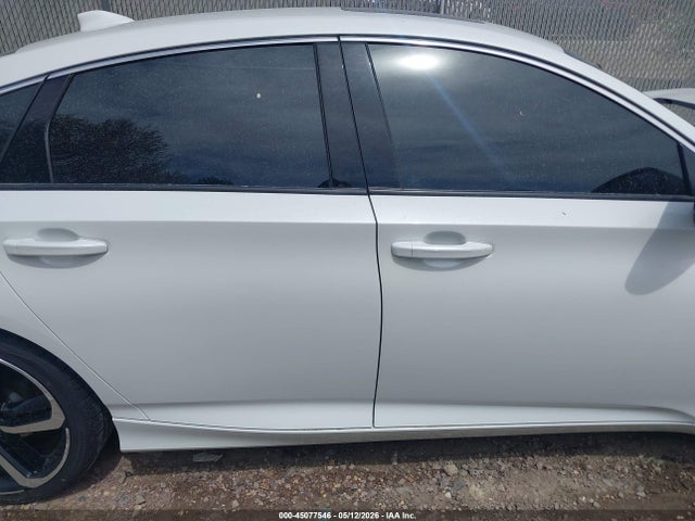 2018 Honda Accord Sport 2.0t მანქანა იყიდება აუქციონზე, vin: 1HGCV2F3XJA018076, აუქციონის ნომერი: 45077546
