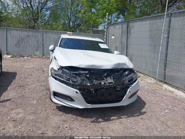2018 Honda Accord Sport 2.0t მანქანა იყიდება აუქციონზე, vin: 1HGCV2F3XJA018076, აუქციონის ნომერი: 45077546