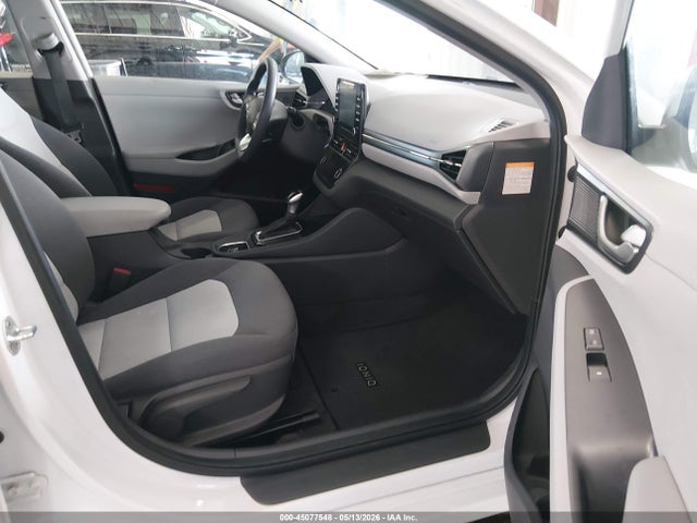 Продажа на аукционе авто 2020 Hyundai Ioniq Hybrid Blue, vin: KMHC65LC3LU220644, номер лота: 45077548