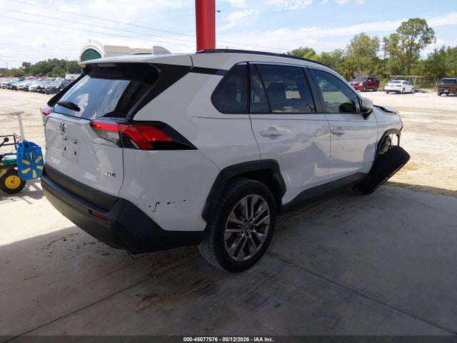 Продажа на аукционе авто 2020 Toyota Rav4 Xle Premium, vin: JTMC1RFV7LD054605, номер лота: 45077576