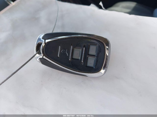 45077587 :رقم المزاد ، 1GNERGKW8KJ145006 vin ، 2019 Chevrolet Traverse 1lt مزاد بيع