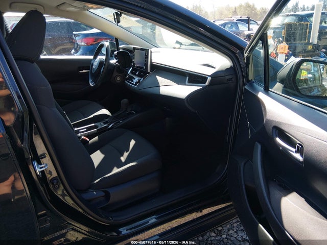 5YFEPMAE6MP205028 Toyota COROLLA LE
