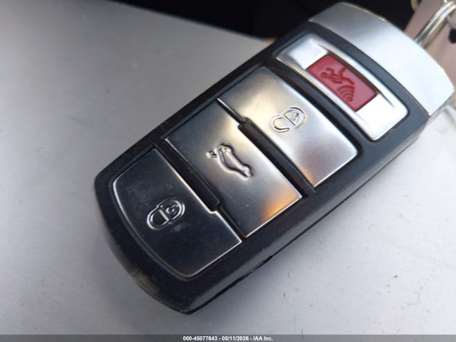 Продажа на аукционе авто 2015 Volkswagen Cc 2.0t Sport, vin: WVWBP7AN8FE824105, номер лота: 45077643