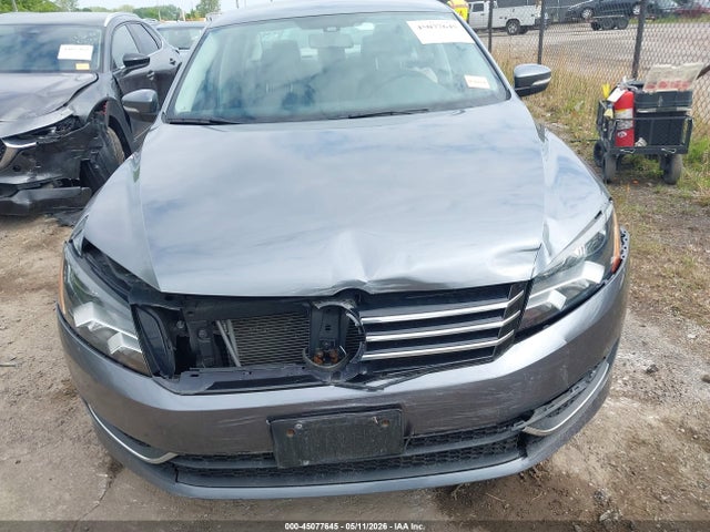 Aukcja sprzedaży 2014 Volkswagen Passat 1.8t S, vin: 1VWAT7A3XEC063655, numer aukcji: 45077645