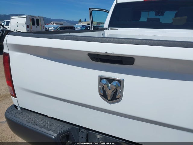 Продаж на аукціоні авто 2019 Ram 1500 Classic Tradesman  4x4 6'4 Box, vin: 1C6RR7FGXKS636076, номер лоту: 45077648