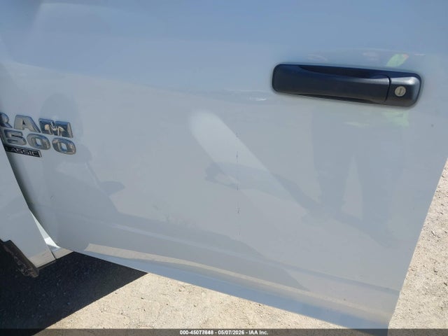 Продаж на аукціоні авто 2019 Ram 1500 Classic Tradesman  4x4 6'4 Box, vin: 1C6RR7FGXKS636076, номер лоту: 45077648