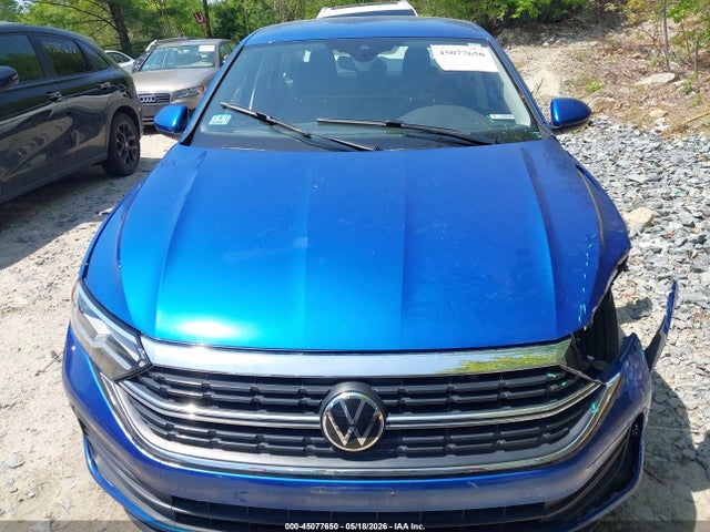 2024 Volkswagen Jetta 1.5t Se მანქანა იყიდება აუქციონზე, vin: 3VWEM7BU8RM057542, აუქციონის ნომერი: 45077650