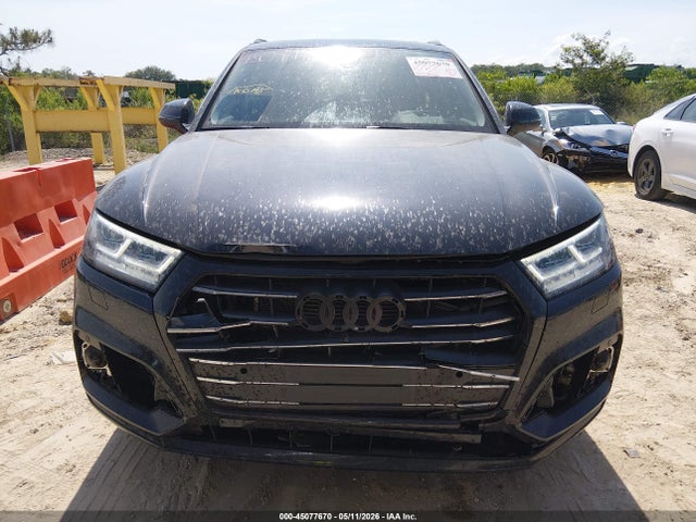 45077670 :رقم المزاد ، WA1E2AFY6L2075422 vin ، 2020 Audi Q5 Premium Plus 55 Tfsi E Quattro S Tronic مزاد بيع
