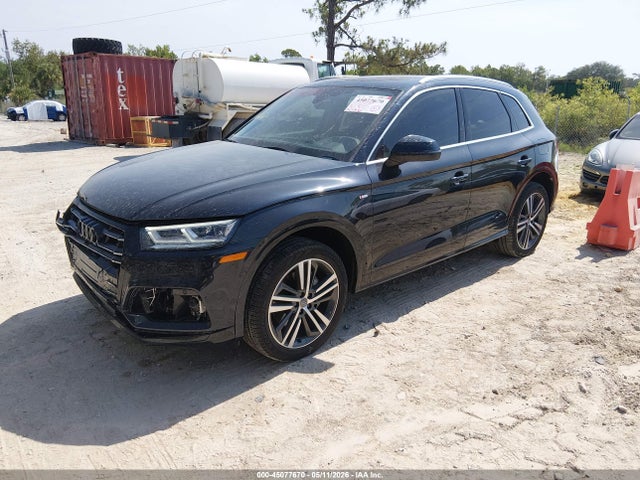 45077670 :رقم المزاد ، WA1E2AFY6L2075422 vin ، 2020 Audi Q5 Premium Plus 55 Tfsi E Quattro S Tronic مزاد بيع