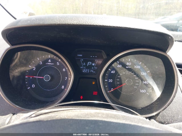 Продажа на аукционе авто 2016 Hyundai Elantra Value Edition, vin: 5NPDH4AE9GH671997, номер лота: 45077690