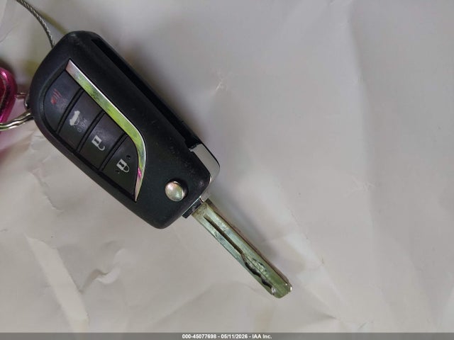 4T1B11HK3JU598107 Toyota CAMRY SE