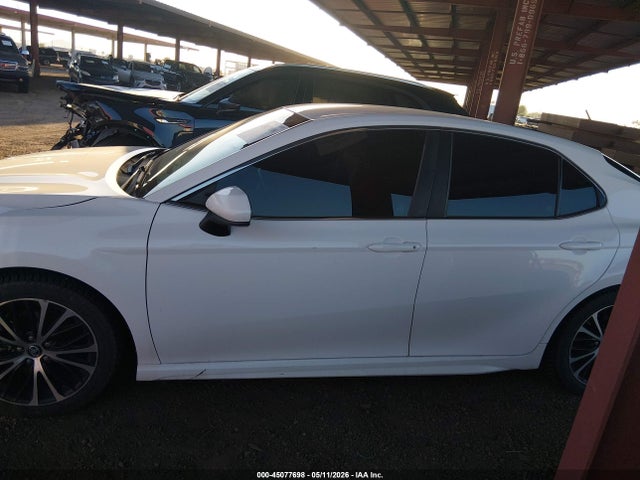 4T1B11HK3JU598107 Toyota CAMRY SE