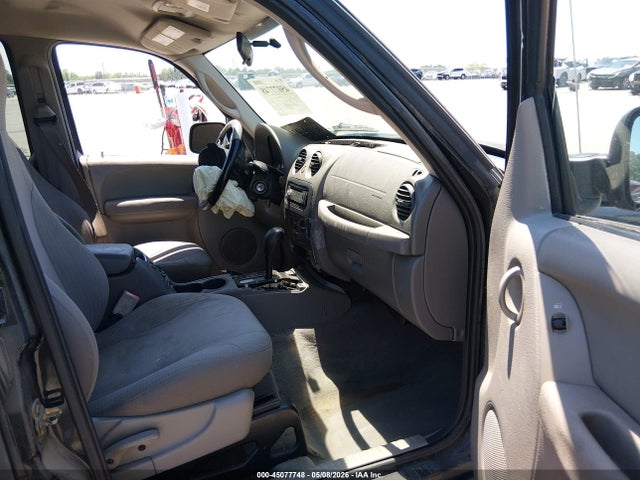 2004 Jeep Liberty Sport მანქანა იყიდება აუქციონზე, vin: 1J4GK48K64W128147, აუქციონის ნომერი: 45077748