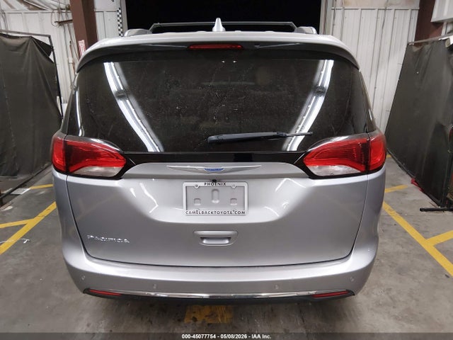 Auction sale of the 2018 Chrysler Pacifica Touring L, vin: 2C4RC1BG5JR305659, lot number: 45077754