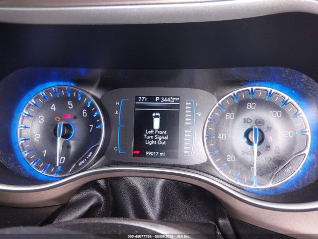 Auction sale of the 2018 Chrysler Pacifica Touring L, vin: 2C4RC1BG5JR305659, lot number: 45077754