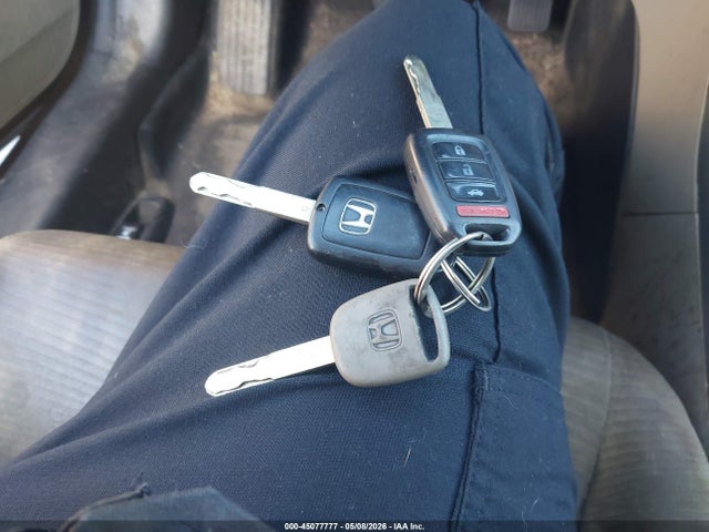 Продажа на аукционе авто 2014 Honda Accord Lx, vin: 1HGCR2F33EA137209, номер лота: 45077777