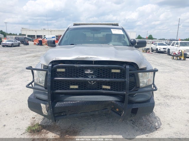 2019 Ram 1500 Classic Tradesman  4x4 5'7 Box მანქანა იყიდება აუქციონზე, vin: 1C6RR7KT1KS697075, აუქციონის ნომერი: 45077824
