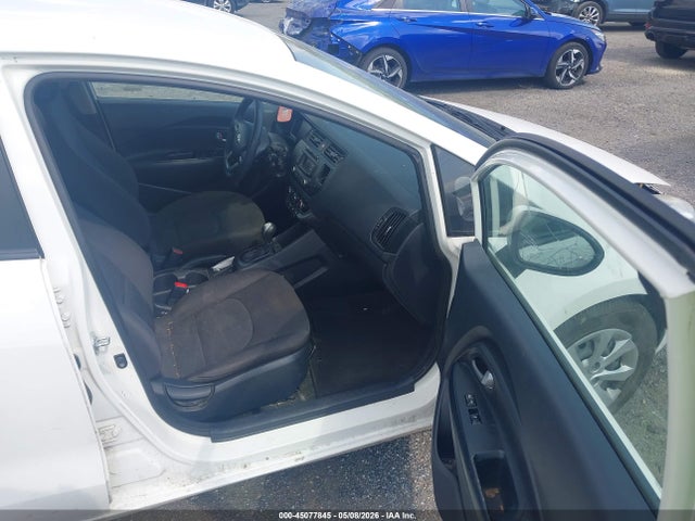 45077845 :رقم المزاد ، KNADM4A32E6361933 vin ، 2014 Kia Rio Lx مزاد بيع