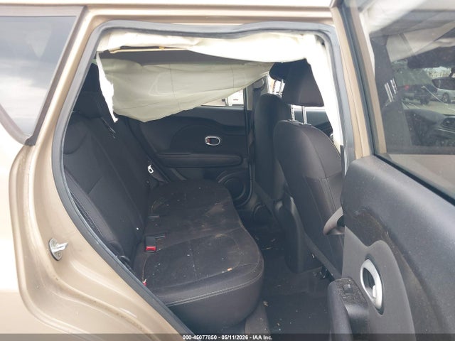 45077850 :رقم المزاد ، KNDJN2A27F7211049 vin ، 2015 Kia Soul مزاد بيع