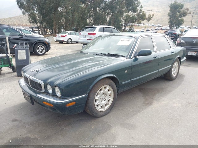 45077855 :رقم المزاد ، SAJDA14C91LF25569 vin ، 2001 Jaguar Xj8 مزاد بيع