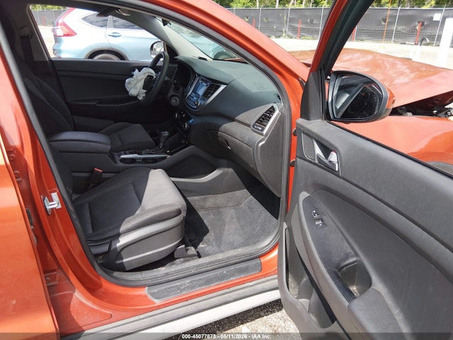 Продаж на аукціоні авто 2017 Hyundai Tucson Se, vin: KM8J3CA44HU478680, номер лоту: 45077873