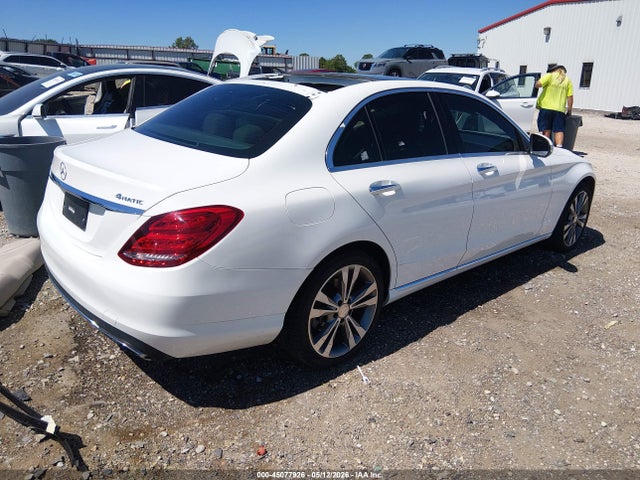 45077926 :رقم المزاد ، 55SWF4KB2FU040295 vin ، 2015 Mercedes-benz C 300 4matic/luxury 4matic/sport 4matic مزاد بيع