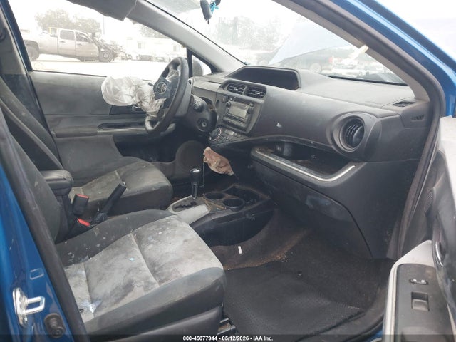 Aukcja sprzedaży 2014 Toyota Prius C Two, vin: JTDKDTB36E1565702, numer aukcji: 45077944