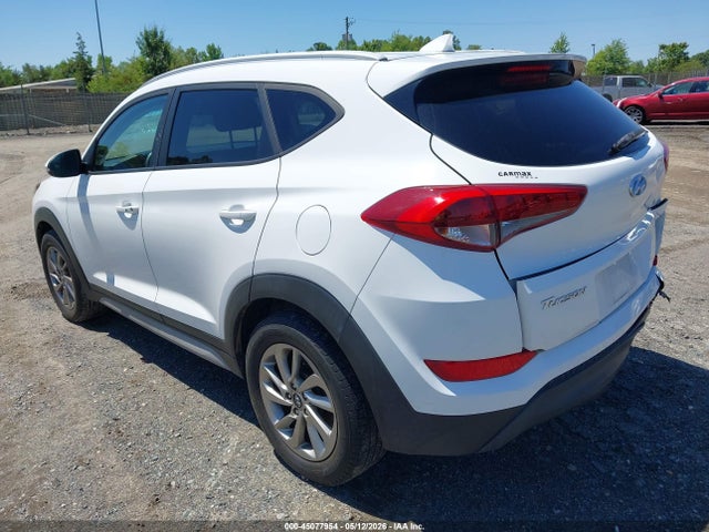 Продажа на аукционе авто 2017 Hyundai Tucson Se Plus, vin: KM8J3CA44HU527571, номер лота: 45077954