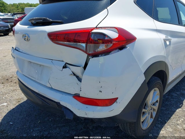 Продажа на аукционе авто 2017 Hyundai Tucson Se Plus, vin: KM8J3CA44HU527571, номер лота: 45077954