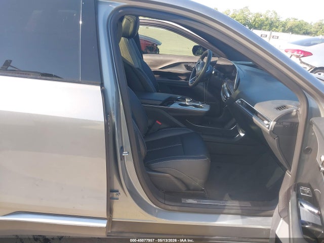 Продажа на аукционе авто 2024 Cadillac Lyriq Tech W/1sa, vin: 1GYKPMRK3RZ101939, номер лота: 45077957